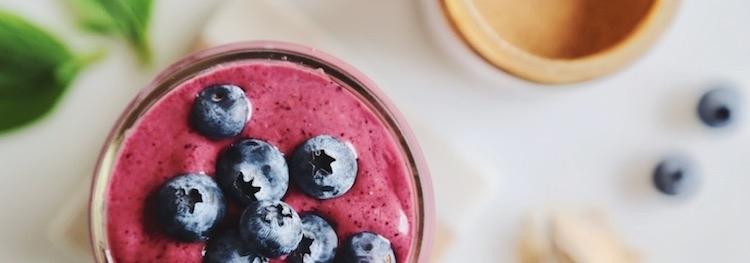 Antioxidant-Packed Sprouted Almond Berry Blast Smoothie For Glowing Sk | rawguru.com